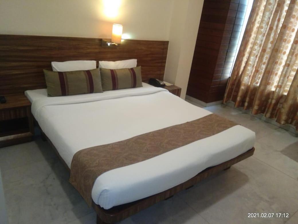 Hotel Jewel Of Chembur Mumbai Dış mekan fotoğraf